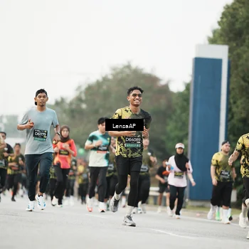 Runner Photo 6204814