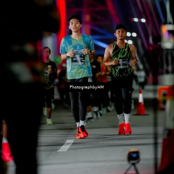 Runner Photo 6204822