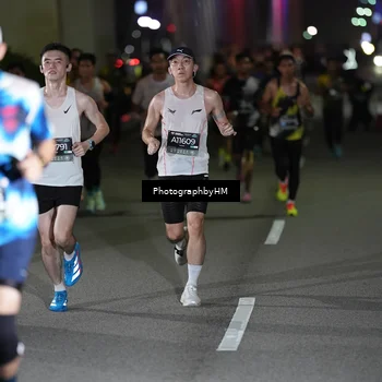 Runner Photo 6204839