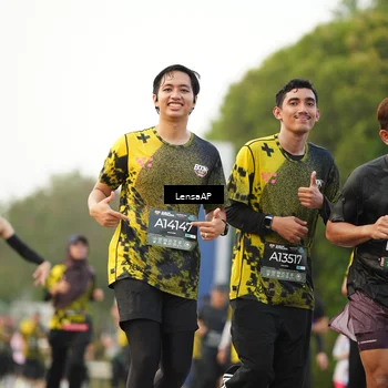 Runner Photo 6204843