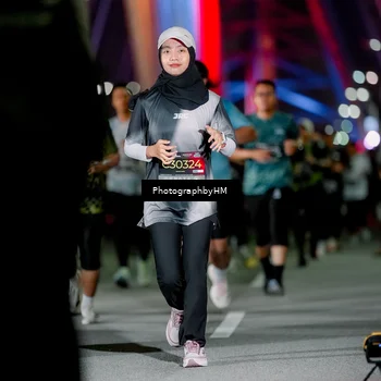 Runner Photo 6204870