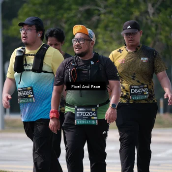 Runner Photo 6204875