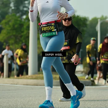 Runner Photo 6204876