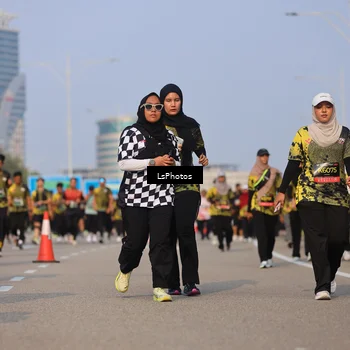 Runner Photo 6204879