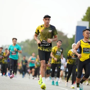 Runner Photo 6204937