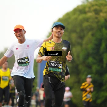 Runner Photo 6204958
