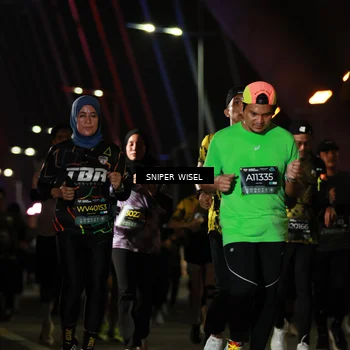 Runner Photo 6204973