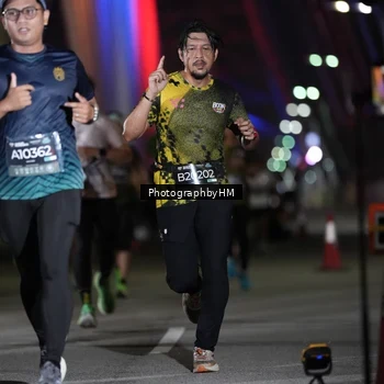 Runner Photo 6205004