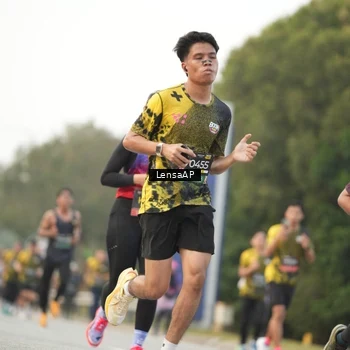 Runner Photo 6205005