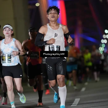 Runner Photo 6205054