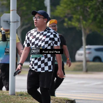 Runner Photo 6205057