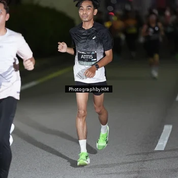 Runner Photo 6205076