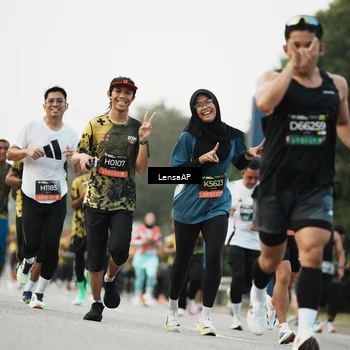 Runner Photo 6205092