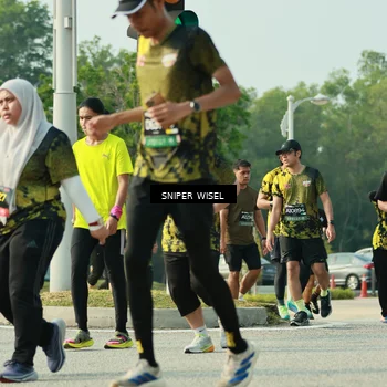 Runner Photo 6205100