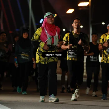 Runner Photo 6205120