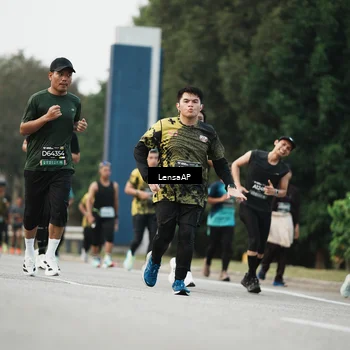 Runner Photo 6205122
