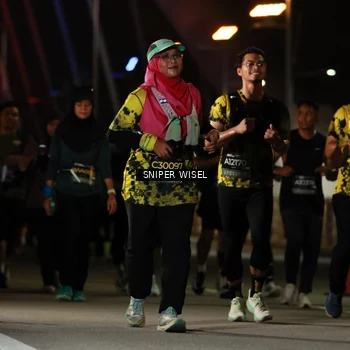 Runner Photo 6205131