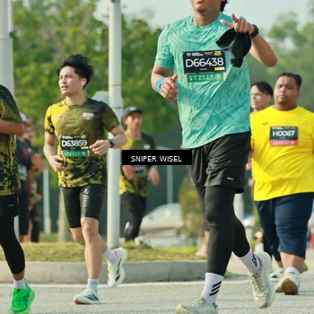 Runner Photo 6205182