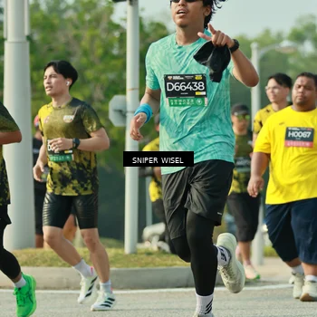 Runner Photo 6205192