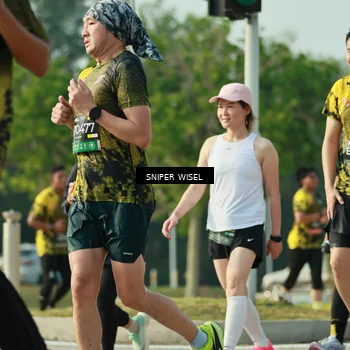 Runner Photo 6205273