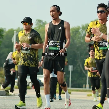 Runner Photo 6205282
