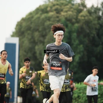 Runner Photo 6205299
