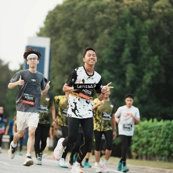 Runner Photo 6205316