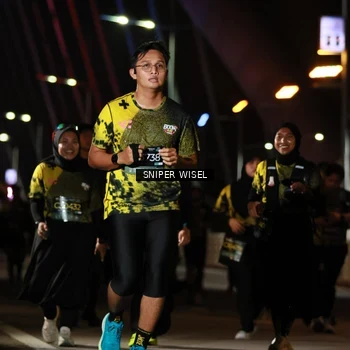 Runner Photo 6205319