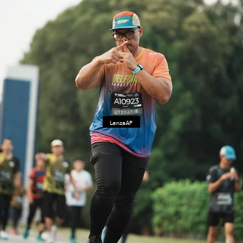 Runner Photo 6205333