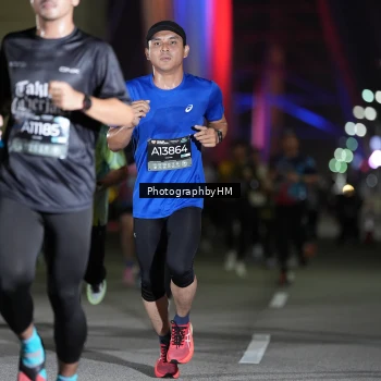Runner Photo 6205335