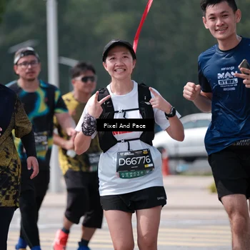 Runner Photo 6205345
