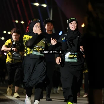 Runner Photo 6205362