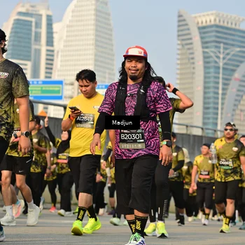 Runner Photo 6205393