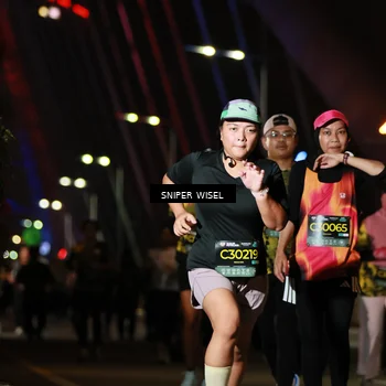 Runner Photo 6205442
