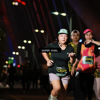 Runner Photo 6205444
