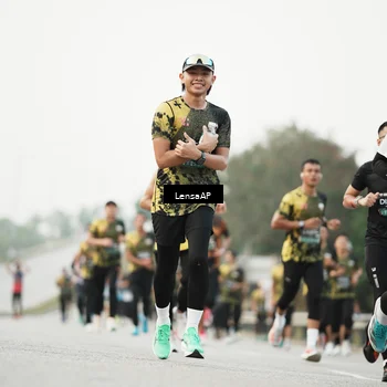 Runner Photo 6205450
