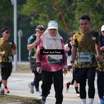 Runner Photo 6205454
