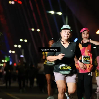Runner Photo 6205459