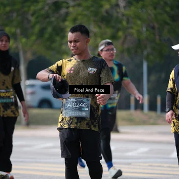 Runner Photo 6205475
