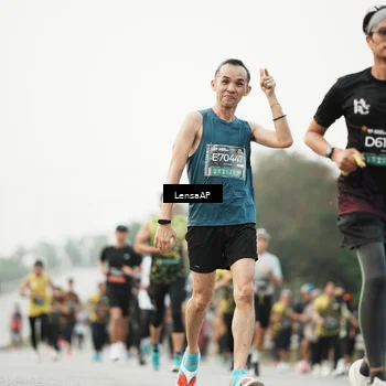 Runner Photo 6205505