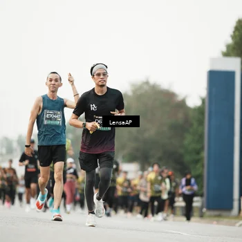 Runner Photo 6205528