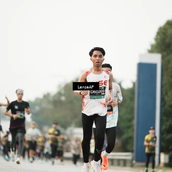 Runner Photo 6205529