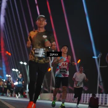 Runner Photo 6205553