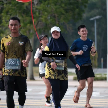Runner Photo 6205576