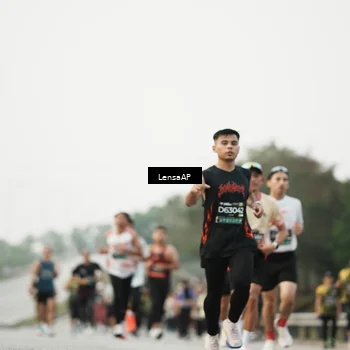 Runner Photo 6205585