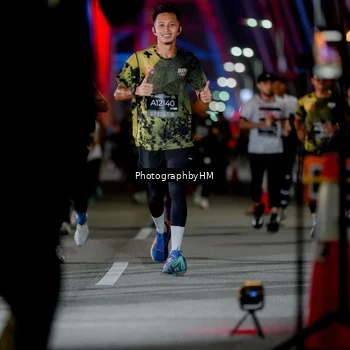 Runner Photo 6205615