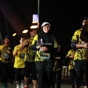 Runner Photo 6205657