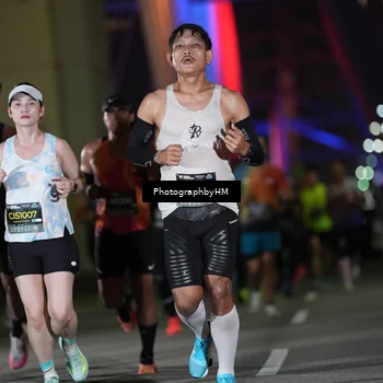 Runner Photo 6205666