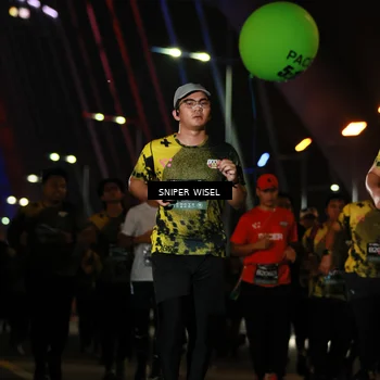 Runner Photo 6205671