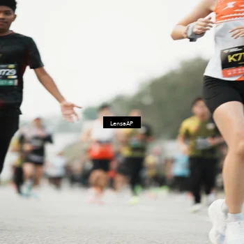 Runner Photo 6205674